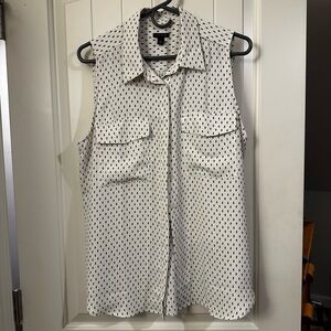 Ann Taylor White and Black Patterned Blouse size lg